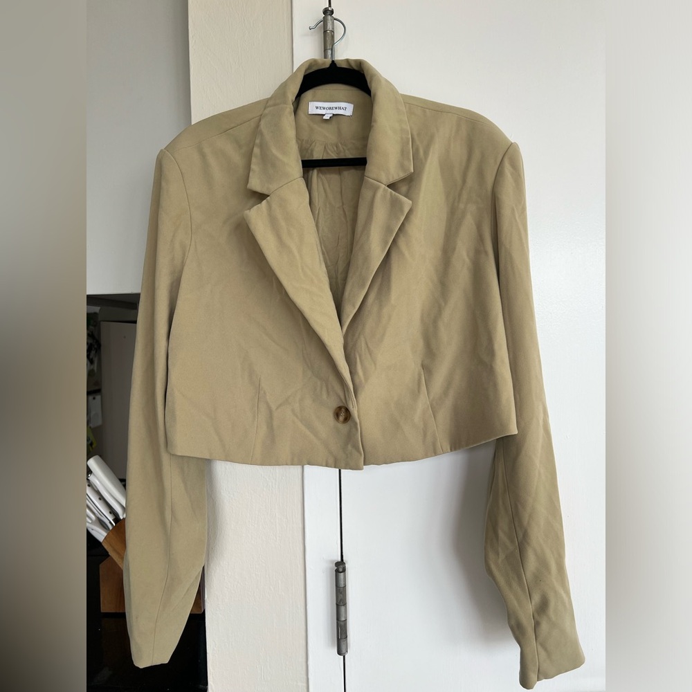 WeWoreWhat Cropped Blazer